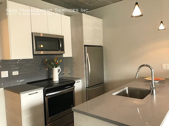 4th image of 2407 W Eastwood Ave #2407505