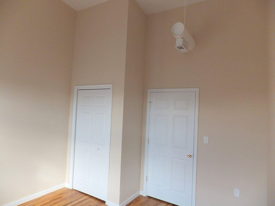 2nd image of 210 South St APT 5