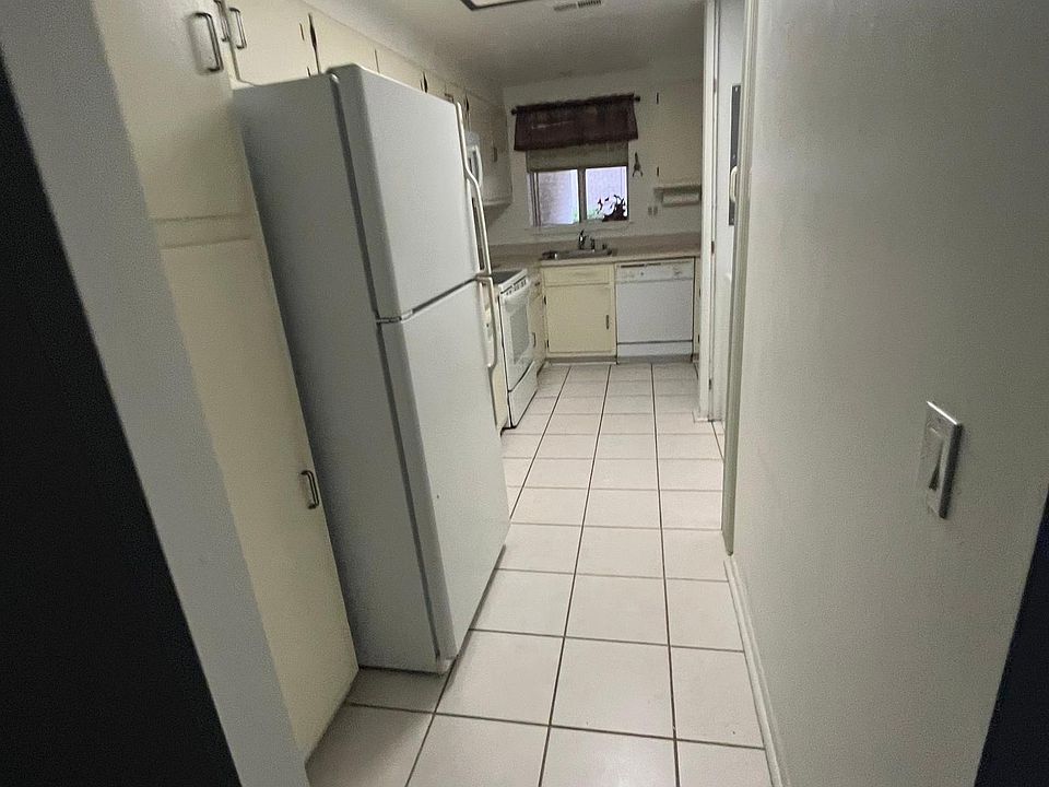1st image of 15121 Glade Dr Unit 13-1F