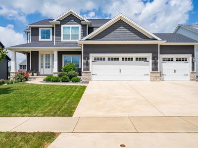 1117 Staghorne Way, Bloomington, IL, 61705