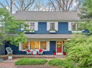 2321 Devonshire Rd, Ann Arbor, MI 48104