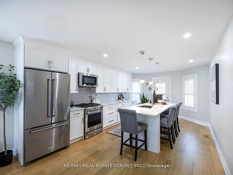 36 Padfield Dr — Photo 9