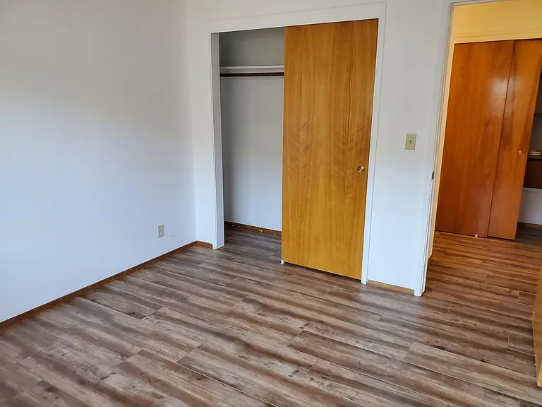 705 Sylvan Ave — Photo 10
