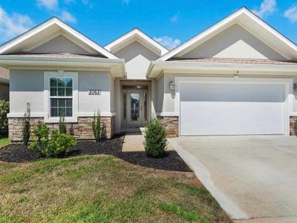 1st image of 2630 Fountainview Dr