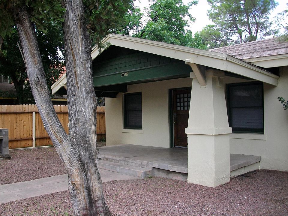 L side of front yard