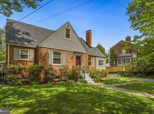 9908 Rogart Rd, Silver Spring, MD 20901