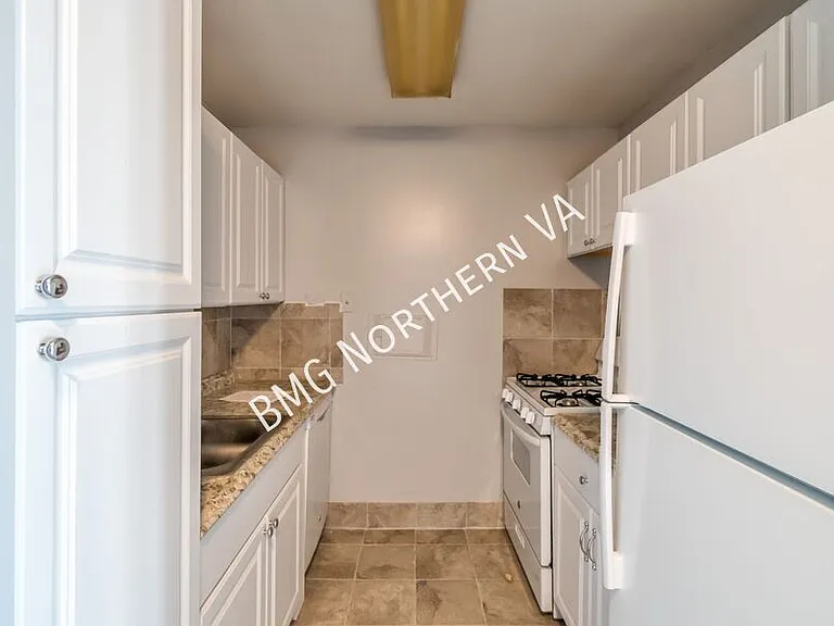 301 N Beauregard St #609 — Photo 10