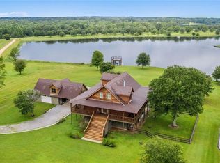 32 Lunker Ln, Poplarville, MS 39470