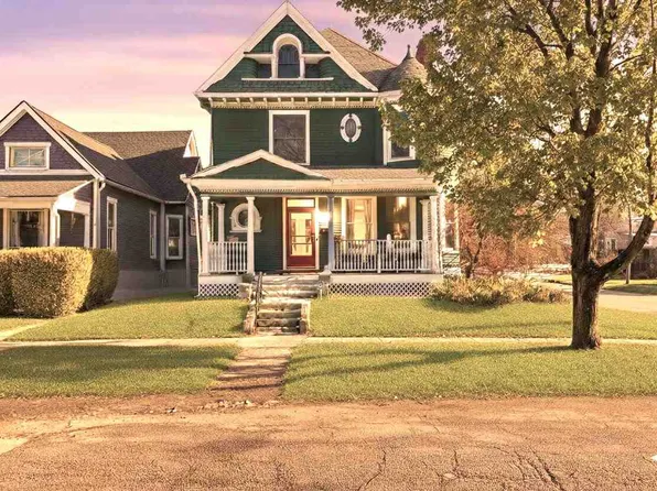 69 S 15th St, Richmond, IN 47374