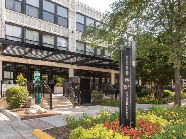 1150 W 15th St #332, Chicago, IL 60608