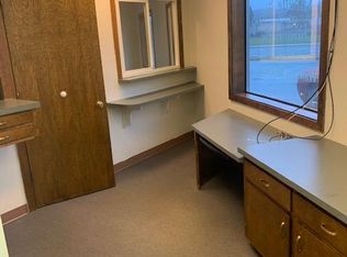 1011 E Main St, Cottage Grove, OR 97424