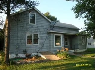 17626 Clark St, Union, IL 60180