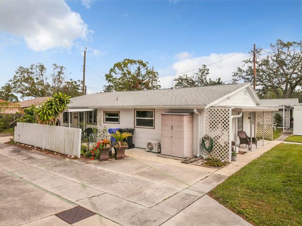 729 Myrtle Ave #1/4