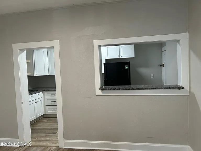 240 E New Hampshire Ave — Photo 10