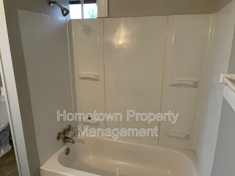 3829 Derry St #2 — Photo 8