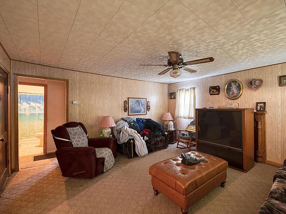 5th image of 2326 Carolina Ave