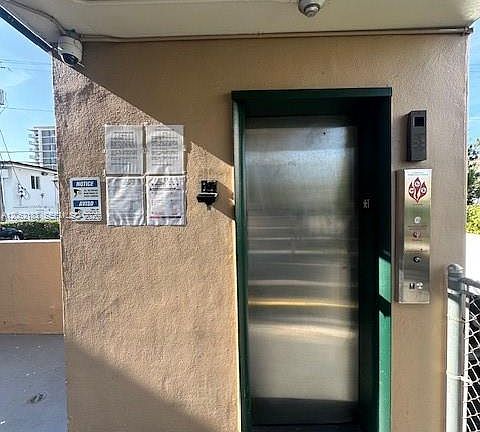 5th image of 1400 S Douglas Rd APT 11