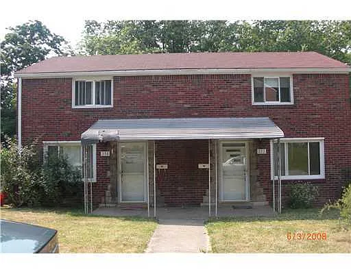 214 Lynnwood Dr photo 1