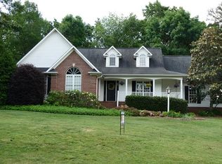 110 Breckenridge Dr, Six Mile, SC 29682