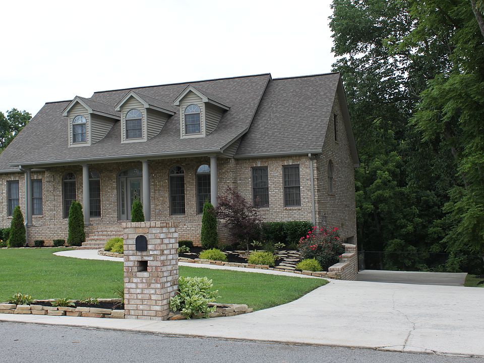 Drive to two car garage