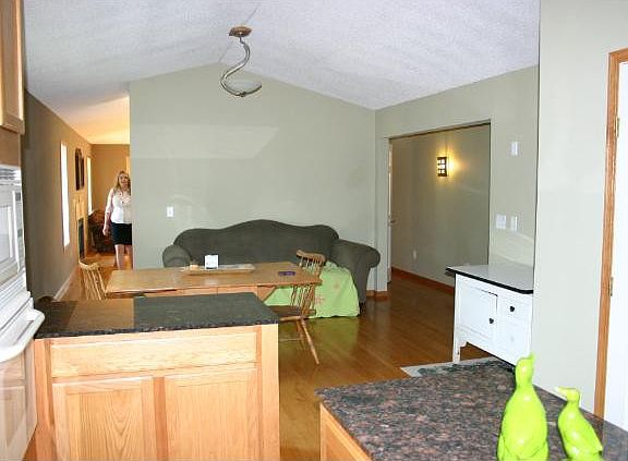 3rd image of 4359 Nokomis Ave S