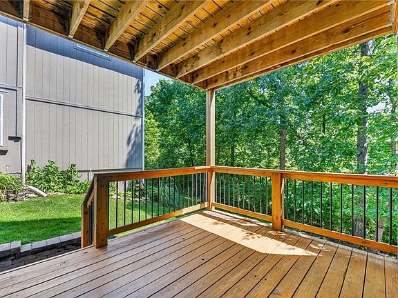 4th image of 6229 N Green Hills Ln