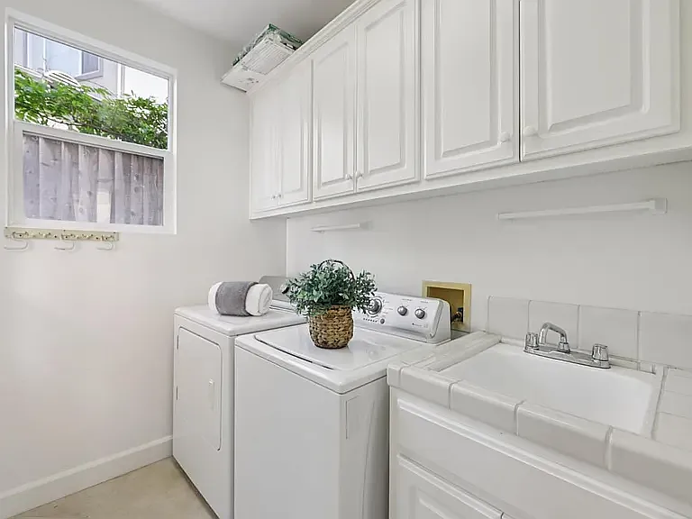 1 bed, 750 sqft, $2,750 — Photo 3