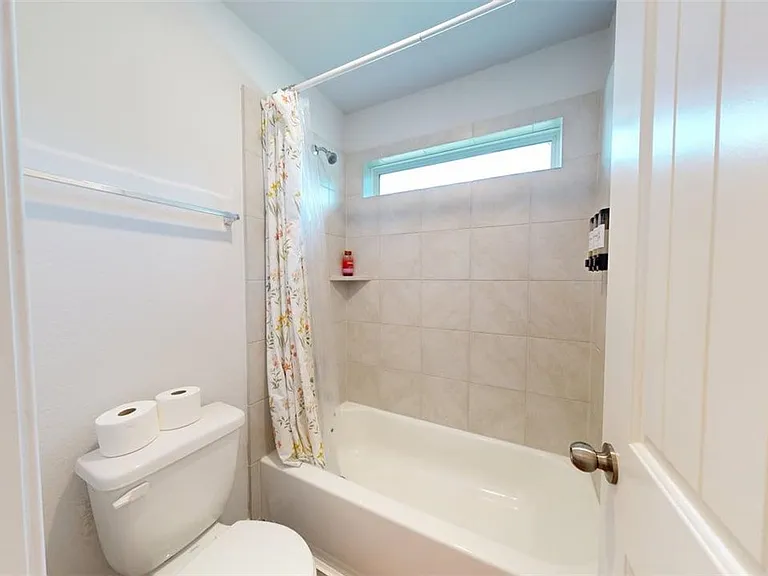 963 Harper Ln — Photo 37