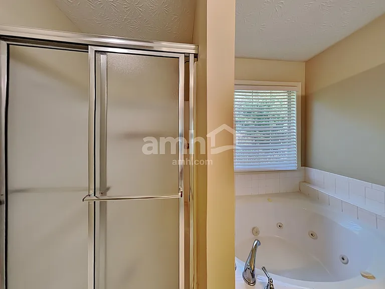 4366 Foxberry Run — Photo 13