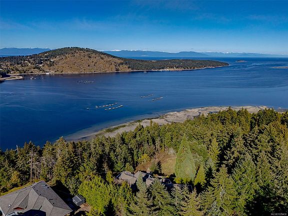 3rd image of 2685 Sea Blush Dr