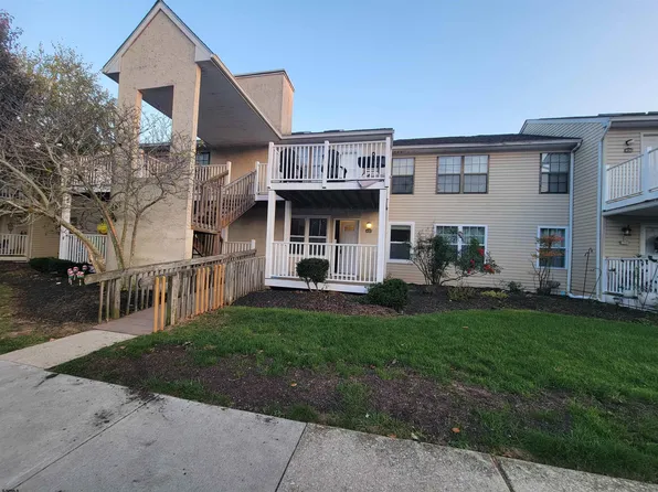 437 London Ct #437, Egg Harbor Township, NJ 08234