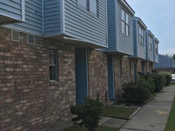 10700 Roger Dr APT E, New Orleans, LA 70127