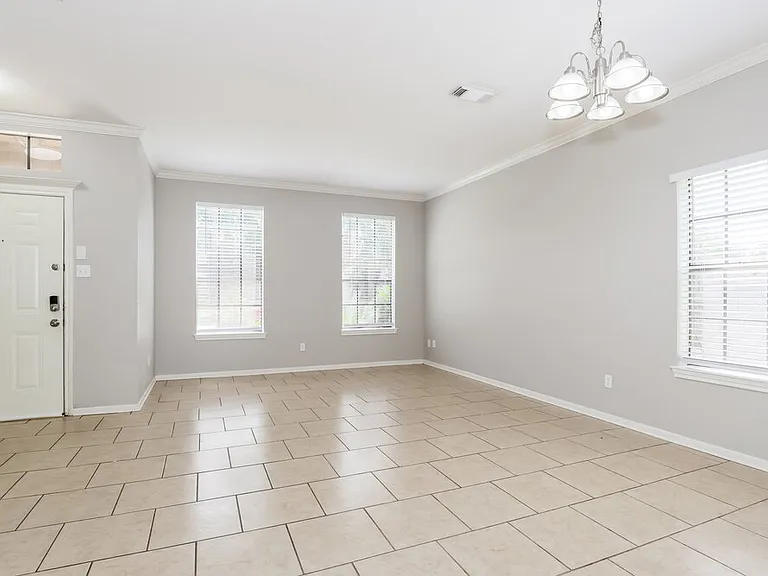 4535 Echo Falls Dr — Photo 6