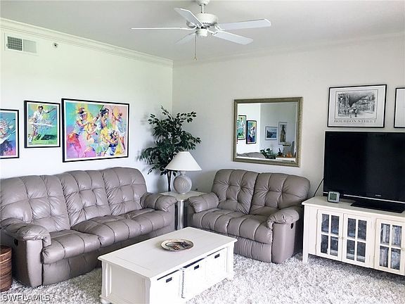 3rd image of 10453 Washingtonia Palm Way APT 3332