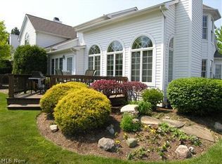 3767 E Lake Rd, Sheffield Lake, OH 44054