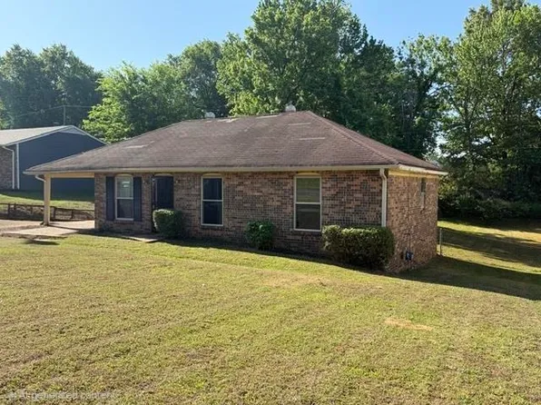 2435 Whitney Ave, Memphis, TN 38127