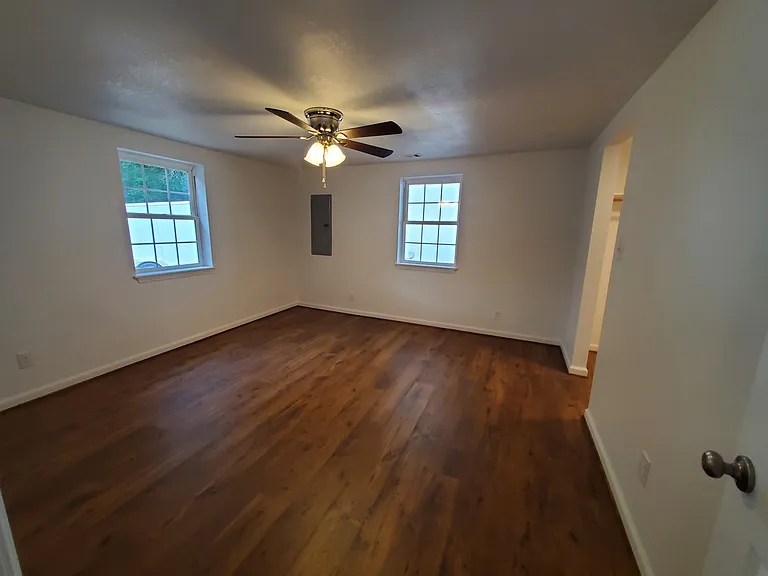 2217 Martintown Rd — Photo 6