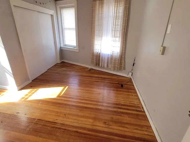 599 East St — Photo 10