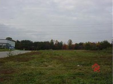 2nd image of 2507 Williams Blvd