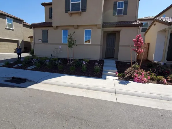 9951 Del Surf Ln, Elk Grove, CA 95757