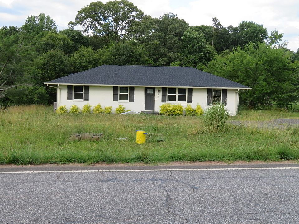 1st image of 2764 Torrington Rd