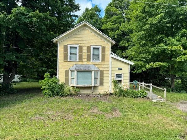 1011 County Route 48, Richland, NY 13144
