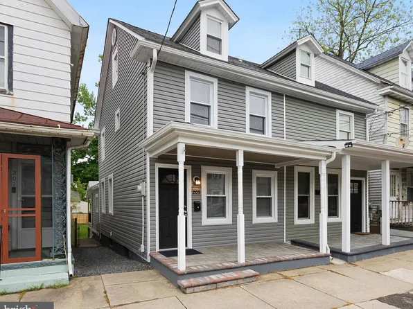 203 Mill St, Mount Holly, NJ 08060