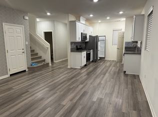 17087 Zion Dr, Santa Clarita, CA 91387