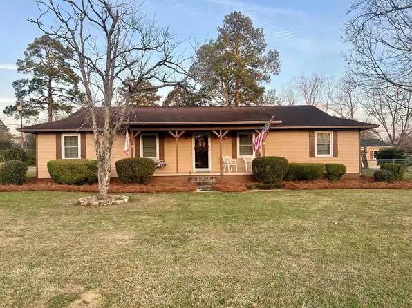 109 Pearl Pl, Fitzgerald, GA 31750
