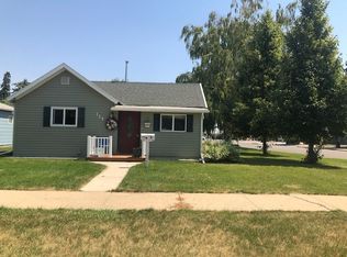 119 S Virginia St, Conrad, MT 59425