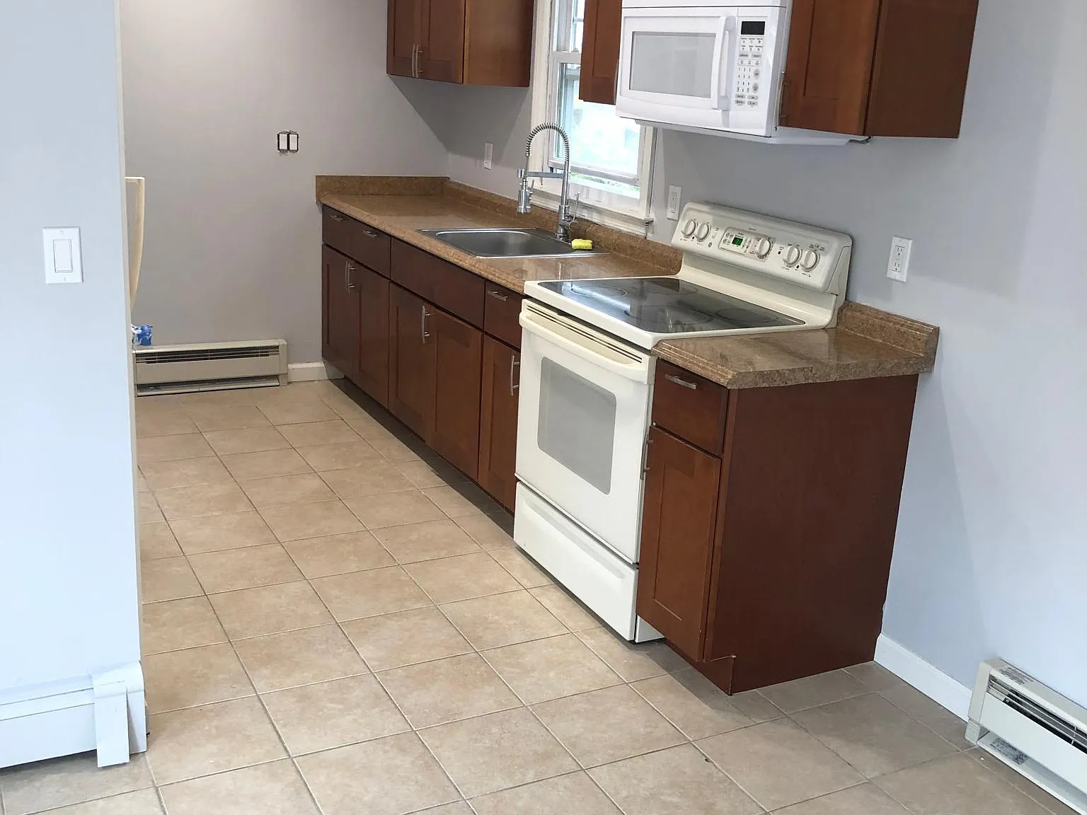 57 Pine Hill Ave — Photo 4