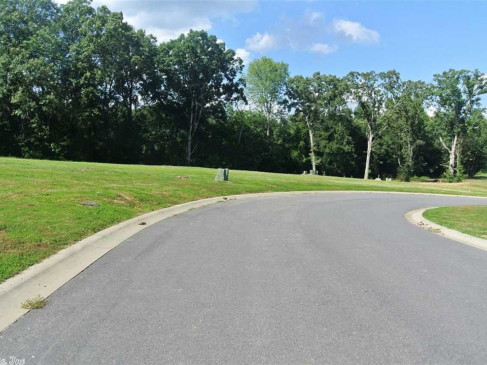 1st image of 22 Woodhaven Dr