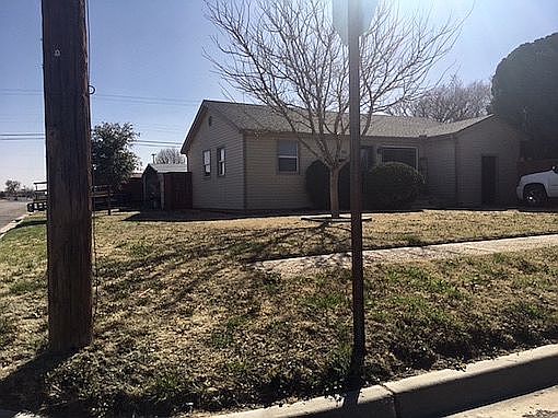 2nd image of 801 NW Avenue G