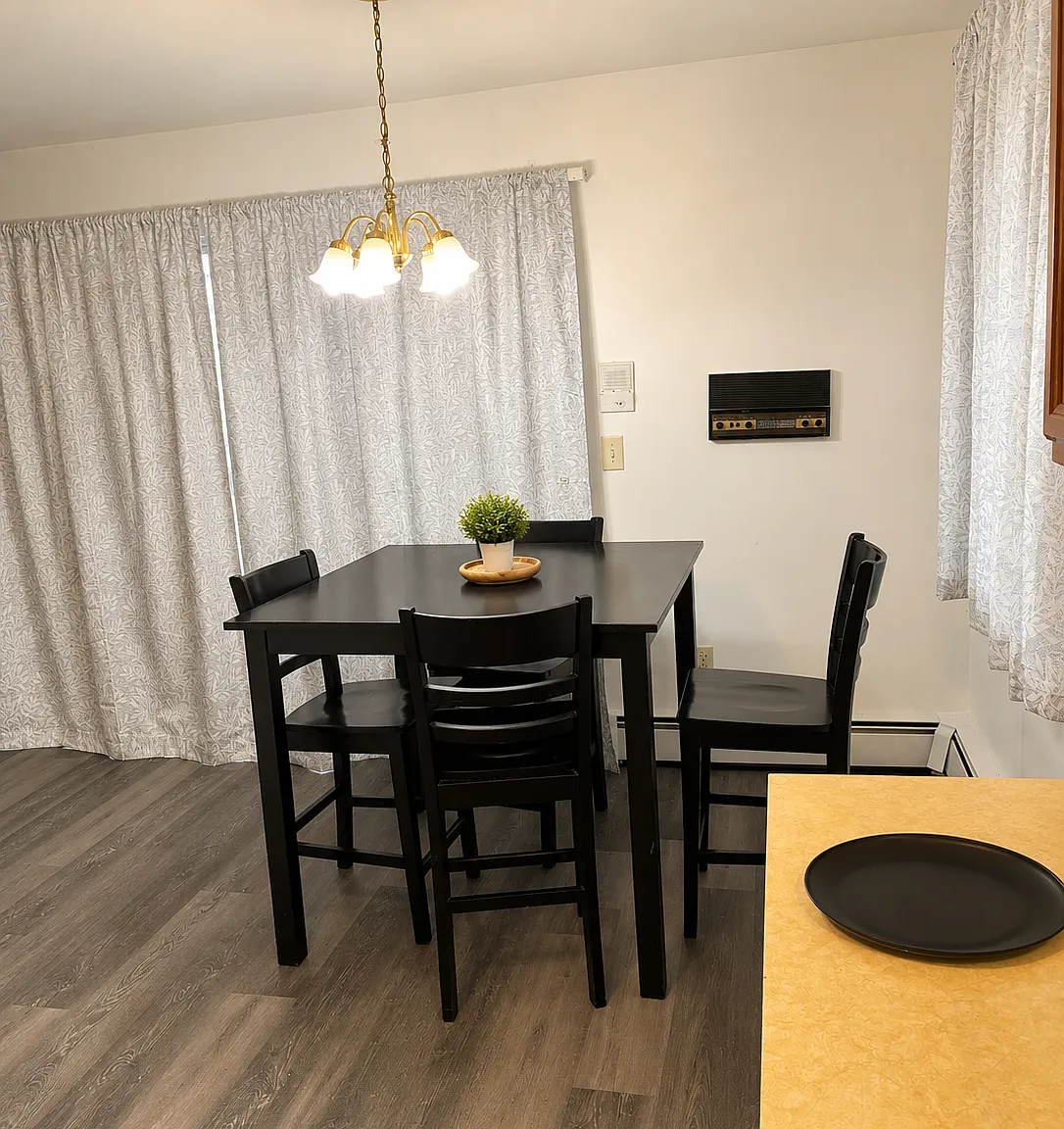 2 bed, $1,575 — Photo 3